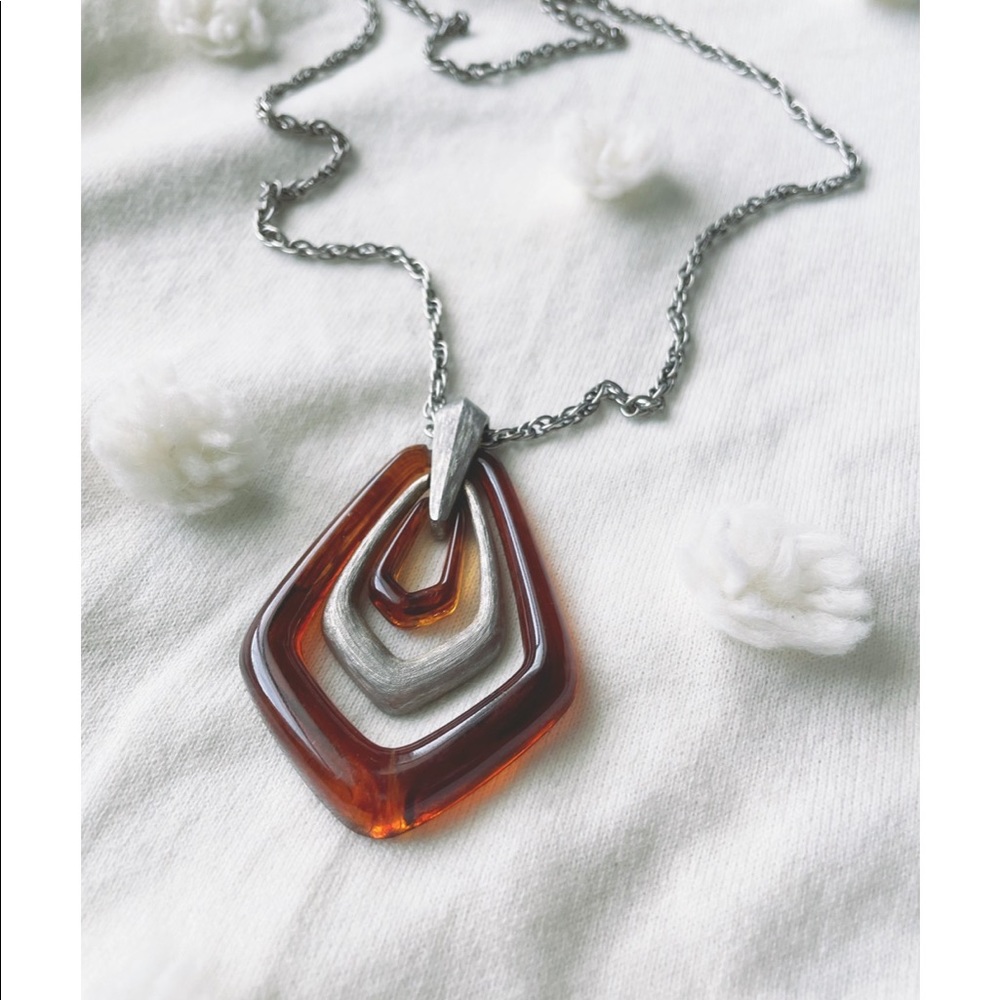 Avon Amber & Silver Tone Metal Pendant 1960's Influence Necklace